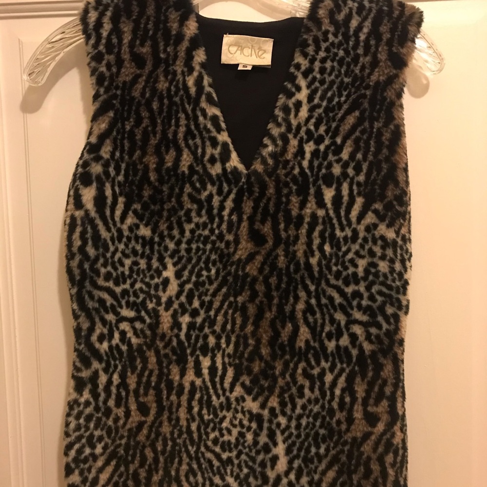 Beautiful Cache Fur Vest - Animal Print. Black, Brown & Soft Tan. Size: Small.